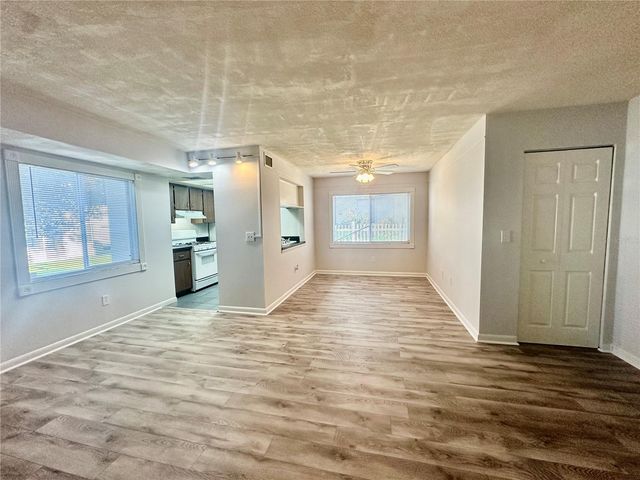 606 PAVARE COURT 606, Winter Haven, FL 33884