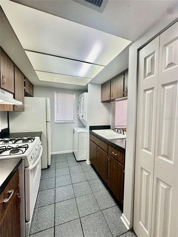 606 PAVARE COURT 606, Winter Haven, FL 33884