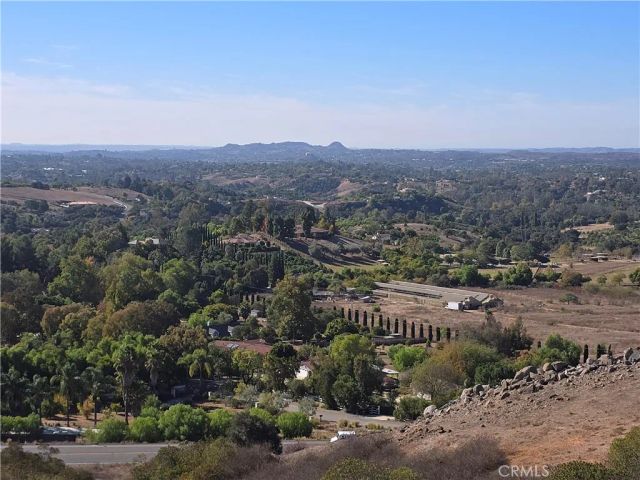 1387 Las Vistas, Fallbrook, CA 92028