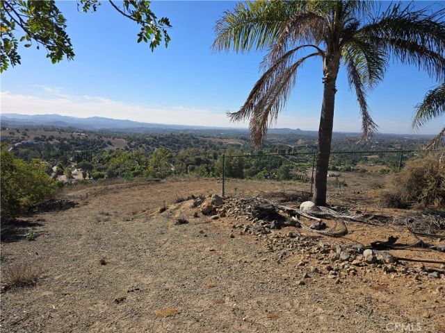 1387 Las Vistas, Fallbrook, CA 92028