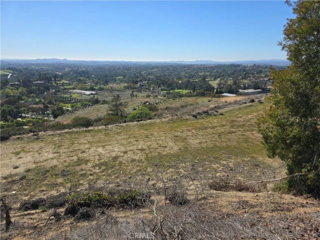 1387 Las Vistas, Fallbrook, CA 92028