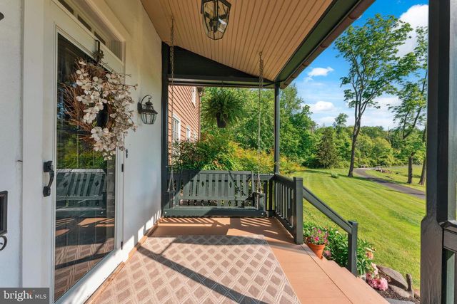 2564 SKIPPACK PIKE, Lansdale, PA 19446