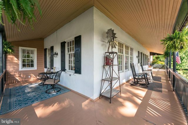 2564 SKIPPACK PIKE, Lansdale, PA 19446