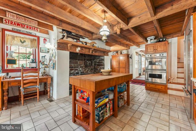 2564 SKIPPACK PIKE, Lansdale, PA 19446