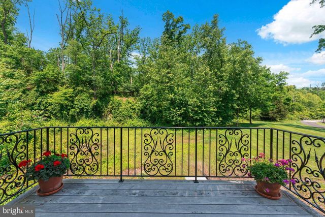 2564 SKIPPACK PIKE, Lansdale, PA 19446