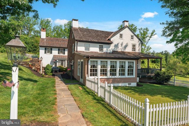 2564 SKIPPACK PIKE, Lansdale, PA 19446