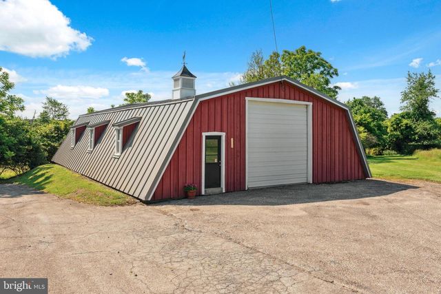 2564 SKIPPACK PIKE, Lansdale, PA 19446