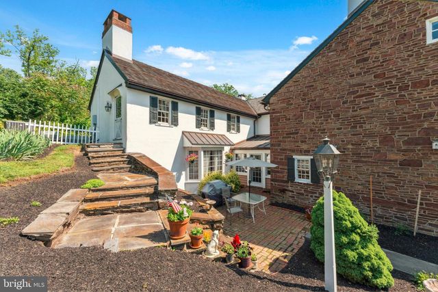 2564 SKIPPACK PIKE, Lansdale, PA 19446