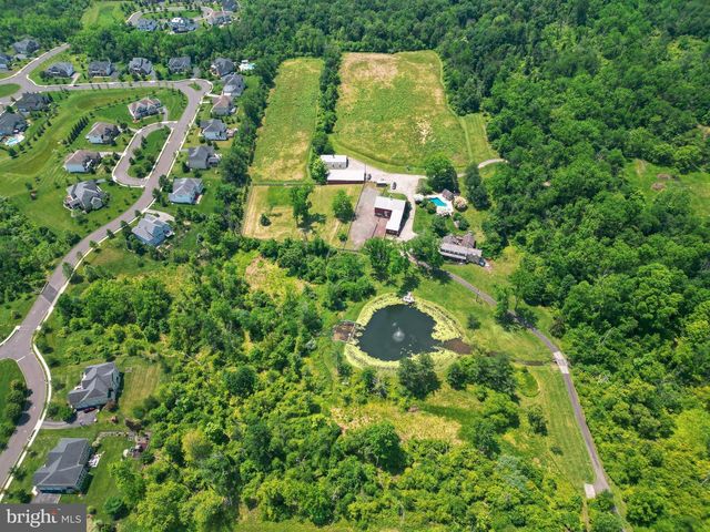 2564 SKIPPACK PIKE, Lansdale, PA 19446