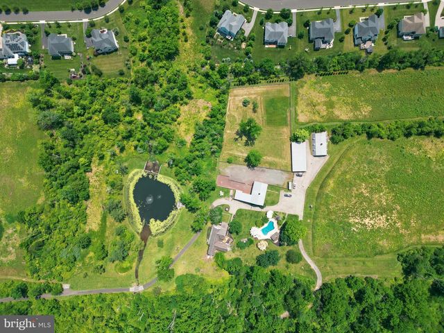 2564 SKIPPACK PIKE, Lansdale, PA 19446