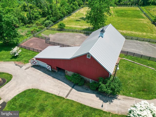 2564 SKIPPACK PIKE, Lansdale, PA 19446