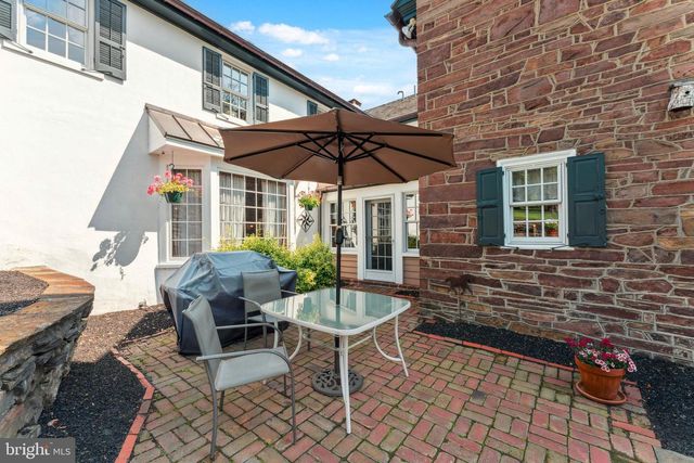 2564 SKIPPACK PIKE, Lansdale, PA 19446