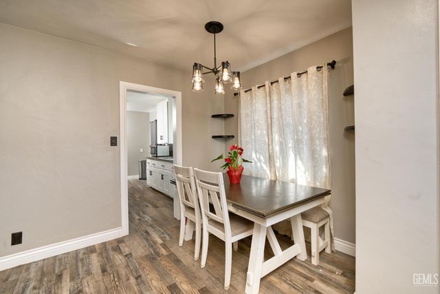 1813 Stillman Avenue, Bakersfield, CA 93304