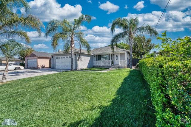 1813 Stillman Avenue, Bakersfield, CA 93304