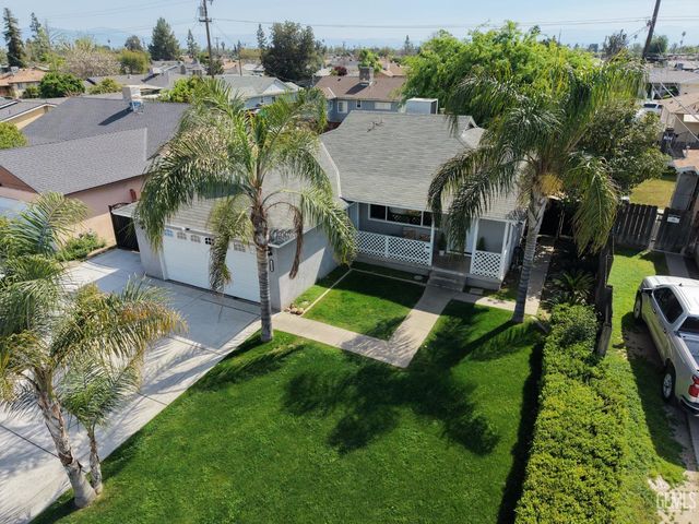 1813 Stillman Avenue, Bakersfield, CA 93304