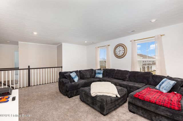 115 Wildflower Ave, Mt Washington, KY 40047