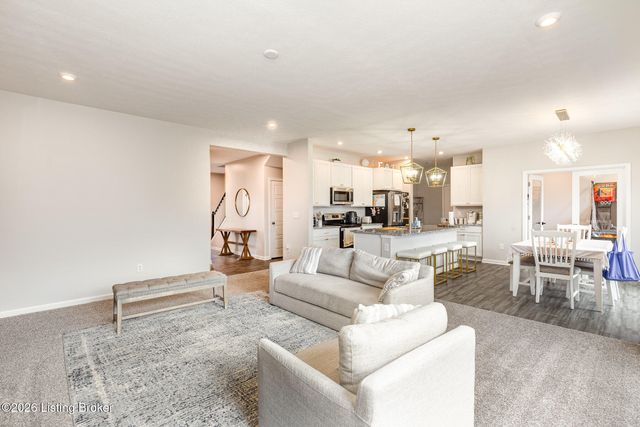 115 Wildflower Ave, Mt Washington, KY 40047