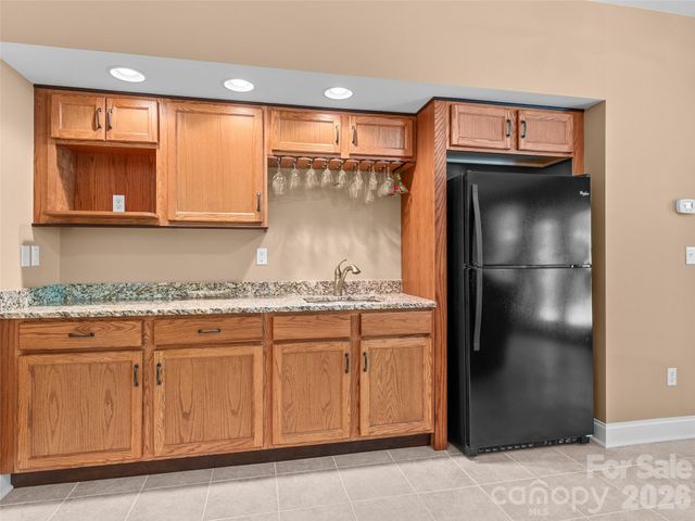 25 Linden Turn, Hendersonville, NC 28739