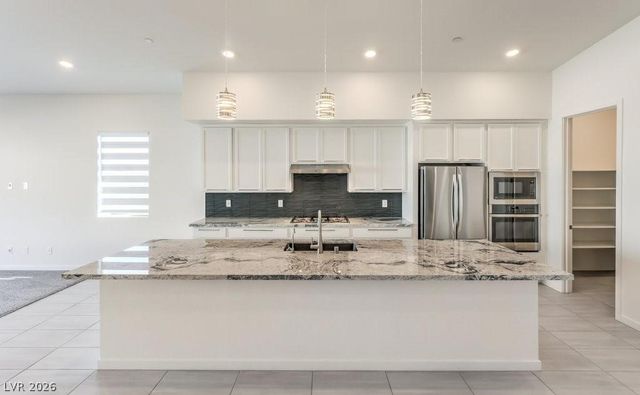 11836 Star Grass Avenue, Las Vegas, NV 89138