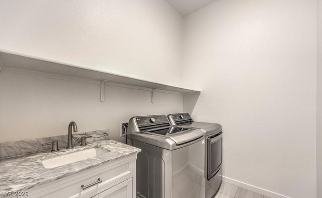 11836 Star Grass Avenue, Las Vegas, NV 89138