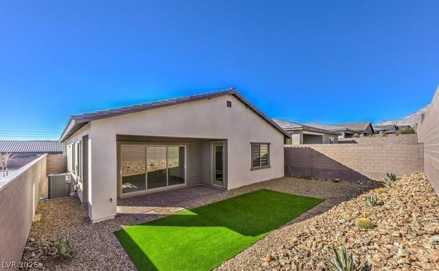 11836 Star Grass Avenue, Las Vegas, NV 89138