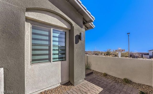 11836 Star Grass Avenue, Las Vegas, NV 89138