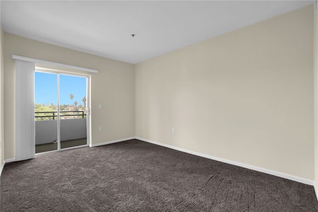 838 Pine Avenue 408, Long Beach, CA 90813