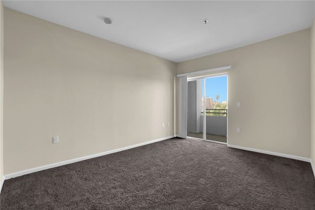 838 Pine Avenue 408, Long Beach, CA 90813