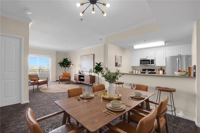 838 Pine Avenue 408, Long Beach, CA 90813