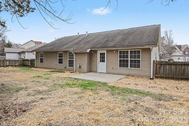 3026 Morning Mist Lane, Charlotte, NC 28273