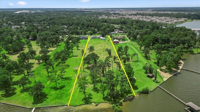 14422 Lakeside Terrace Drive, Houston, TX 77044