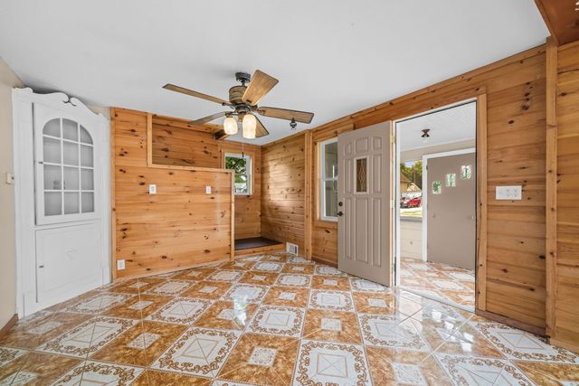 336 W Menomonie Street, Belvidere, IL 61008