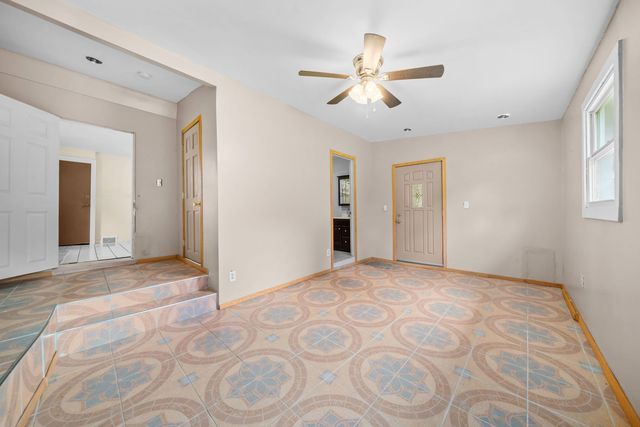 336 W Menomonie Street, Belvidere, IL 61008