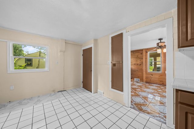 336 W Menomonie Street, Belvidere, IL 61008