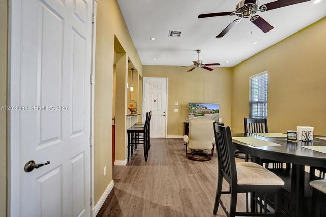 823 NW 82nd Ln, Boca Raton, FL 33487