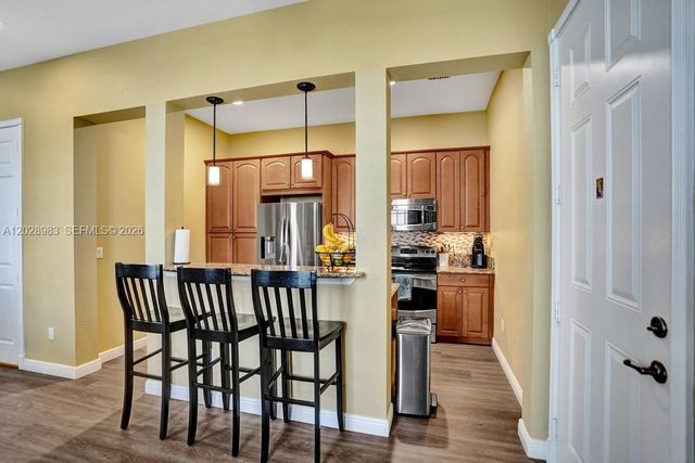 823 NW 82nd Ln, Boca Raton, FL 33487