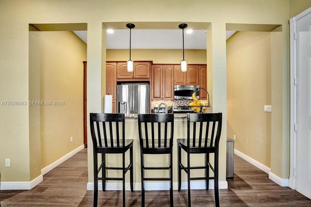 823 NW 82nd Ln, Boca Raton, FL 33487