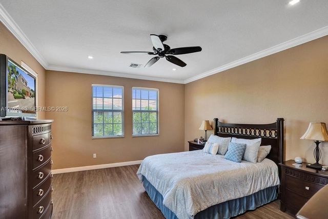 823 NW 82nd Ln, Boca Raton, FL 33487
