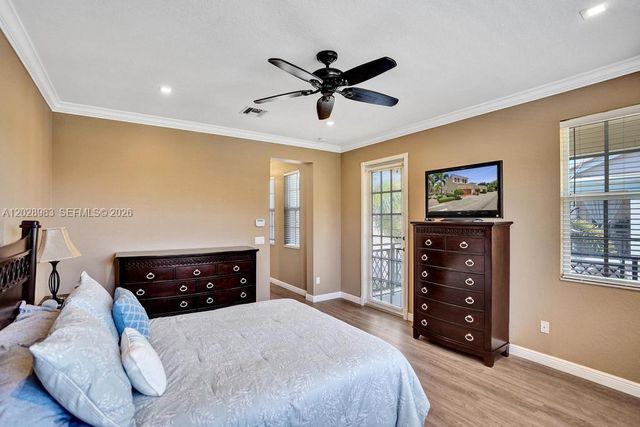 823 NW 82nd Ln, Boca Raton, FL 33487