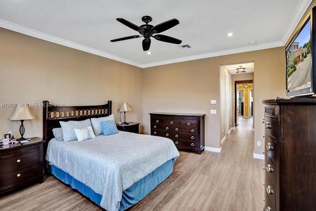 823 NW 82nd Ln, Boca Raton, FL 33487