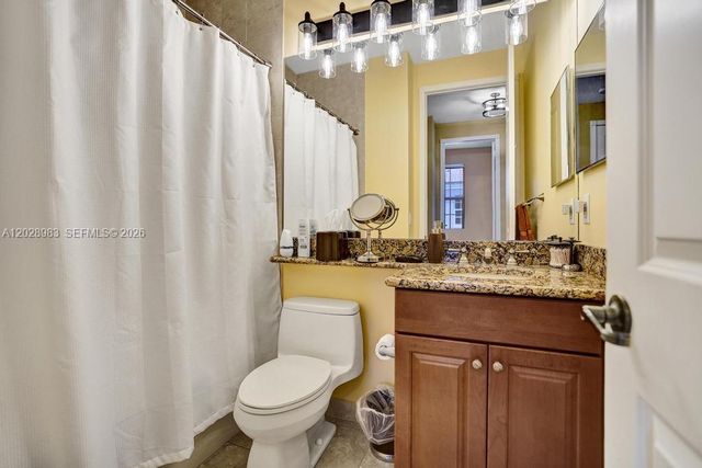 823 NW 82nd Ln, Boca Raton, FL 33487