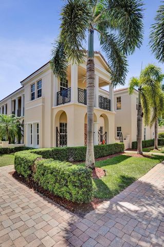 823 NW 82nd Ln, Boca Raton, FL 33487