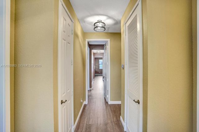 823 NW 82nd Ln, Boca Raton, FL 33487