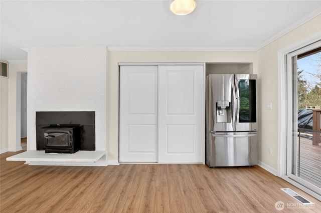 531 221st Street SW, Bothell, WA 98021