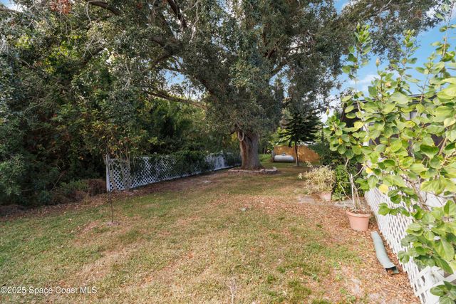 2355 Raintree Lake Circle, Merritt Island, FL 32953