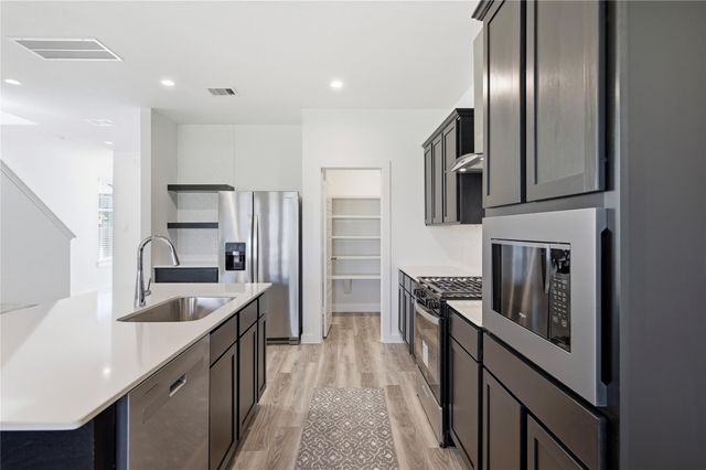 2919 Crown Gate Drive, Houston, TX 77047