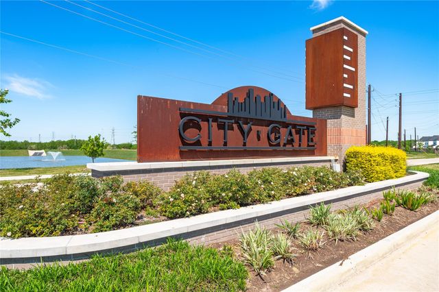 2919 Crown Gate Drive, Houston, TX 77047