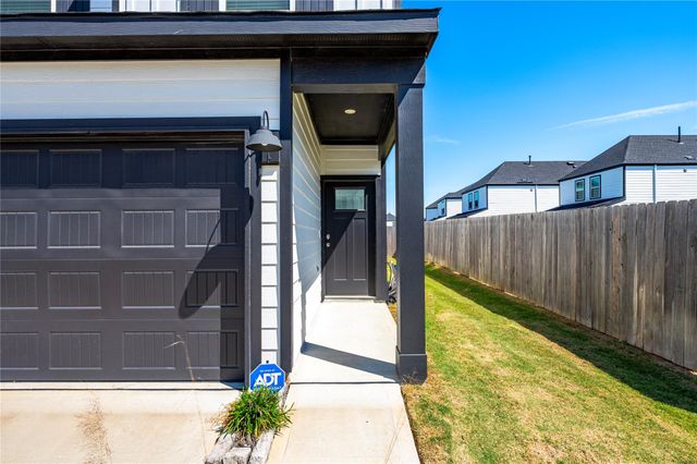 2919 Crown Gate Drive, Houston, TX 77047