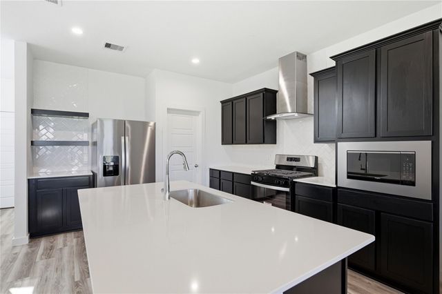 2919 Crown Gate Drive, Houston, TX 77047