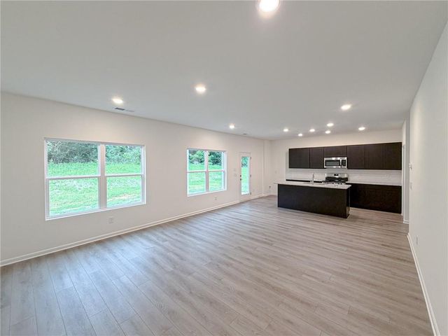 107 Stonecreek Avenue, Rockmart, GA 30153